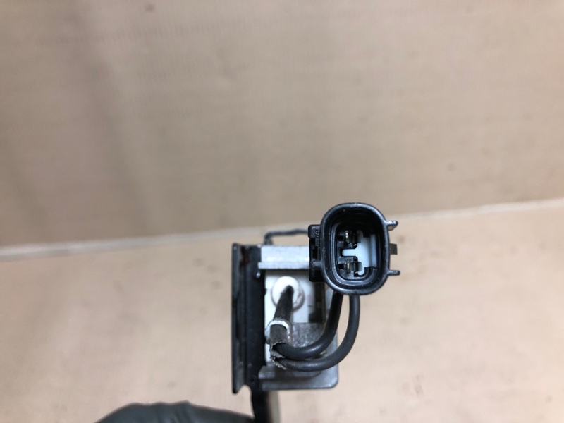 Резистор топливного насоса LEXUS RX350/450 09-15 GGL10L 3.5 2GR-FE