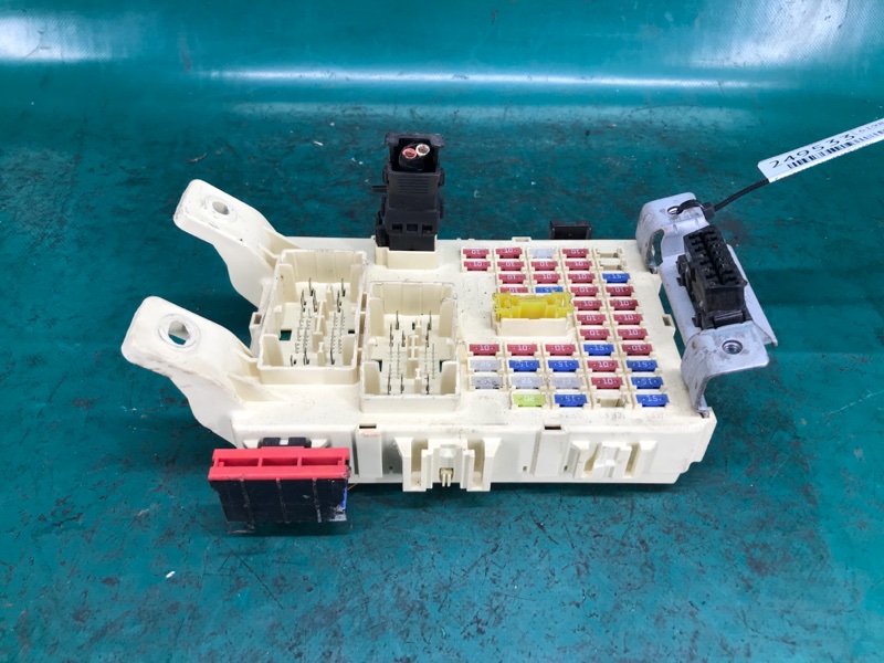 Блок предохранителей салон ACCENT RB 10- 2015 Хетчбек 1.6