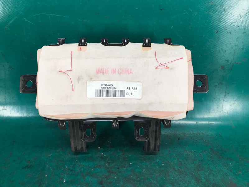 Подушка безопасности пассажира HYUNDAI ACCENT RB 10- 2015 Хетчбек 1.6 84530-1R500 Б/У