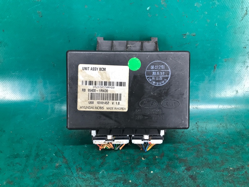 Запчасть блок электронный HYUNDAI ACCENT RB 10- 2015 Хетчбек 1.6 95400-1RND0 Б/У Блок электронный HYUNDAI ACCENT RB 10- 2015 Хетчбек 1.6 95400-1RND0 Б/У