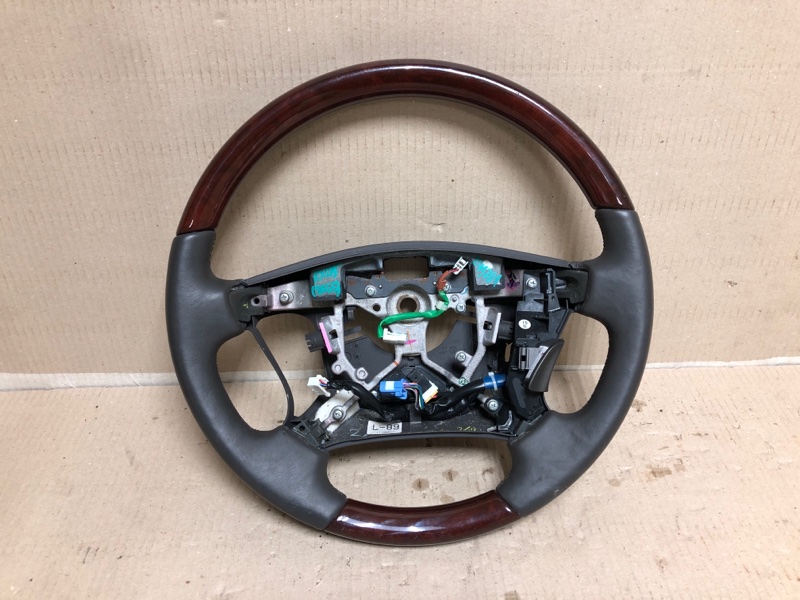 Запчасть руль LEXUS LS460 06-12 2011 USF40 4.6 45100-50300-E0 Б/У Руль LEXUS LS460 06-12 2011 USF40 4.6 45100-50300-E0 Б/У