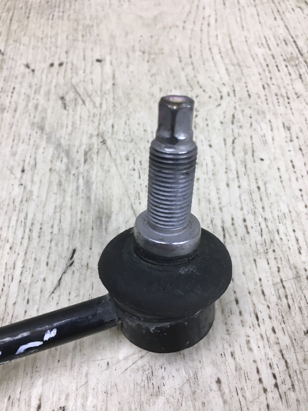 Стойка стабилизатора передняя правая HYUNDAI SONATA LF 2014- LF 2.4 G4KJ