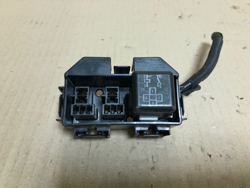 Реле RX350/450 09-15 2012 GGL10L 3.5 2GR-FE