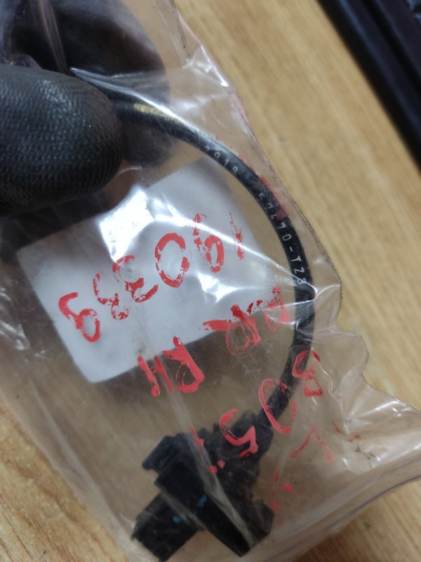 Датчик ABS задний правый TLX 17-20 2018 Седан 2.4