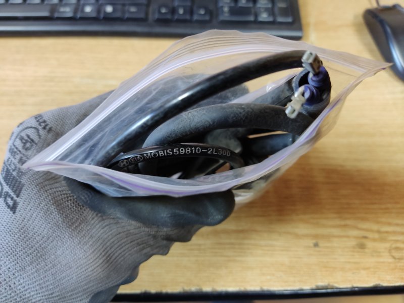 Датчик ABS передний левый ELANTRA HD 06-11