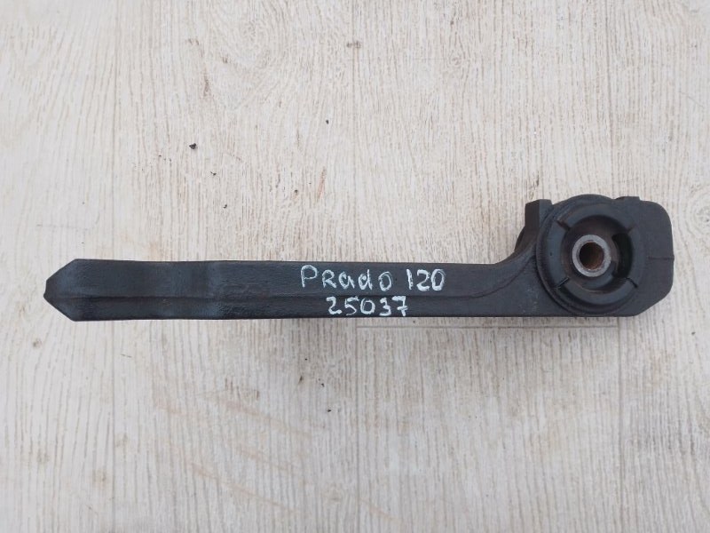 Кронштейн редуктора передний левый LAND CRUISER PRADO 120 02-09 4.0 1GR-FE