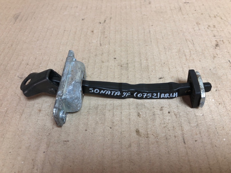 Ограничитель двери задний левый HYUNDAI SONATA YF 10-14 2013 YF 2.4 G4KK 79480-3S000 Б/У