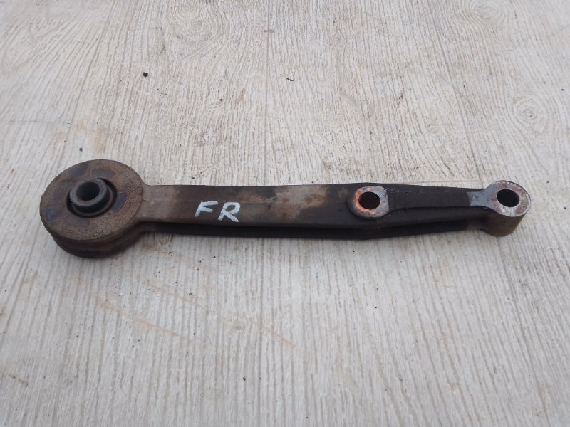 Кронштейн редуктора передний правый TOYOTA LAND CRUISER PRADO 120 02-09 4.0 1GR-FE 52380-60021 Б/У