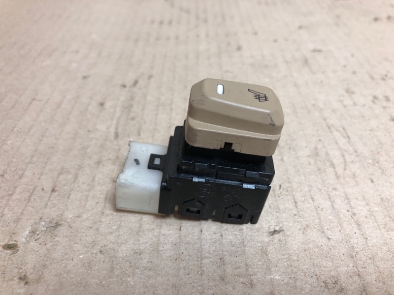 Кнопка обогрева сидений задняя правая HYUNDAI SONATA YF 10-14 2013 YF 2.4 G4KK 937523-S100YDA Б/У