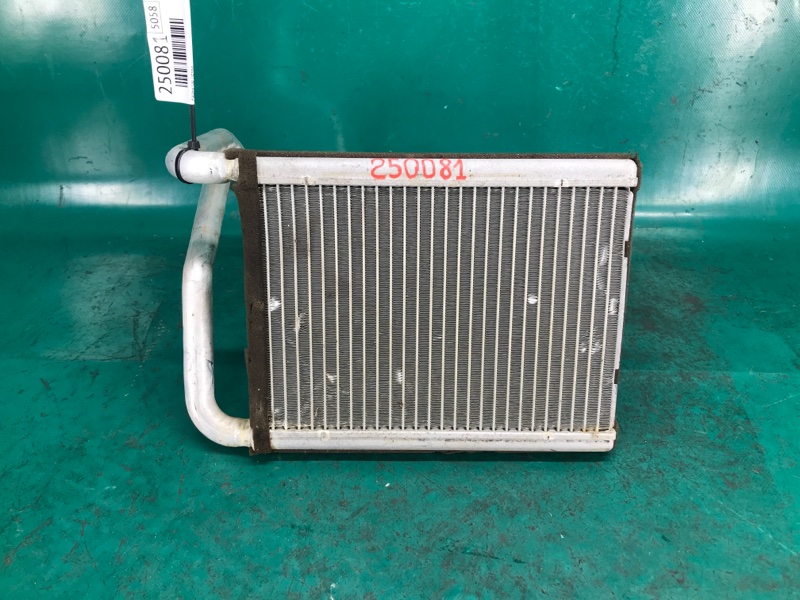 Запчасть радиатор печки KIA FORTE/CERATO TD 08-13 2012 Седан G4KD 2.0L 97138-1M300 Б/У Радиатор печки KIA FORTE/CERATO TD 08-13 2012 Седан G4KD 2.0L 97138-1M300 Б/У