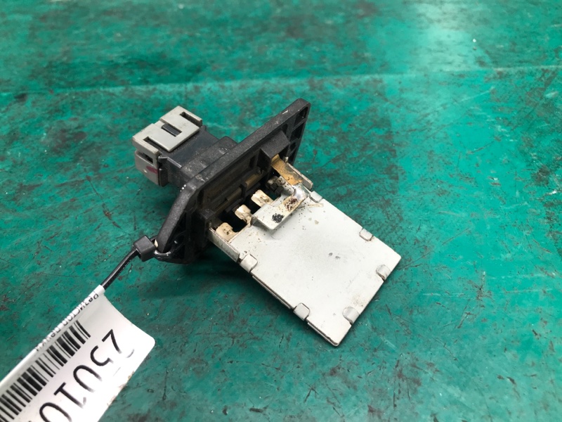 Резистор печки FORTE/CERATO TD 08-13 2012 Седан G4KD 2.0L Резистор печки FORTE/CERATO TD 08-13 2012 Седан G4KD 2.0L