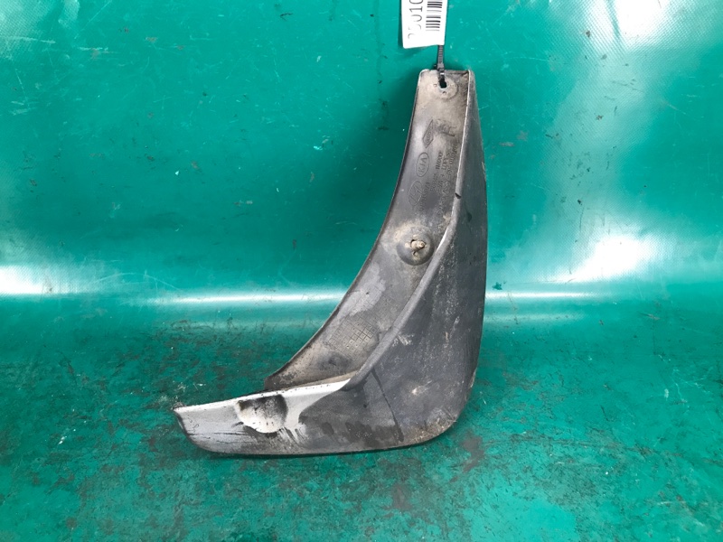 Запчасть брызговик задний правый KIA FORTE/CERATO TD 08-13 2012 Седан G4KD 2.0L 86842-1M000 Б/У Брызговик задний правый KIA FORTE/CERATO TD 08-13 2012 Седан G4KD 2.0L 86842-1M000 Б/У