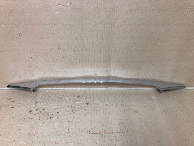 Накладка крышки багажника HYUNDAI SONATA YF 10-14 2013 YF 2.4 G4KK 87310-3S001 Б/У