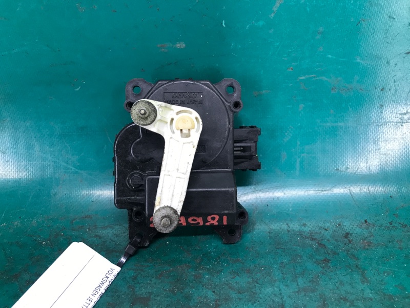 Моторчик заслонки печки PAJERO 99-06