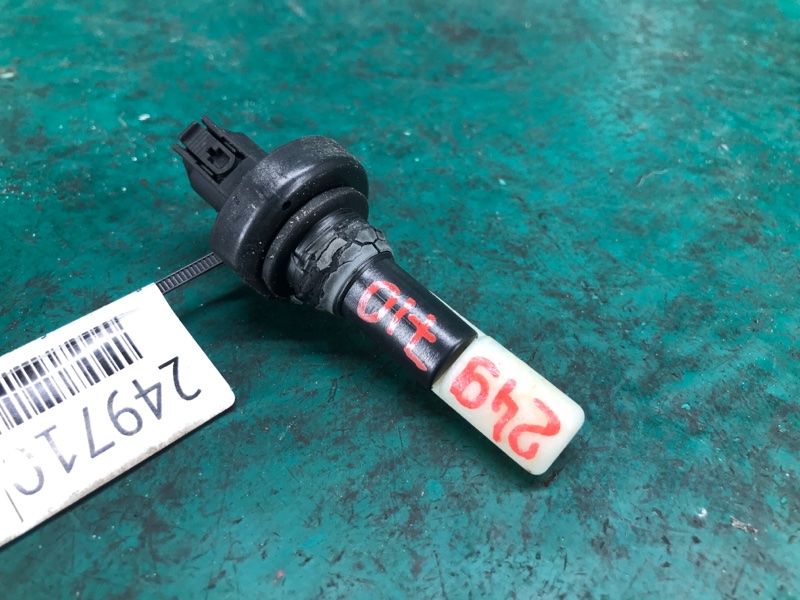 Датчик уровня бачка омывателя MERCEDES CLK-CLASS 209 02-10 2006 COUPE M272960 3.5L A 220 540 00 45 Б/У