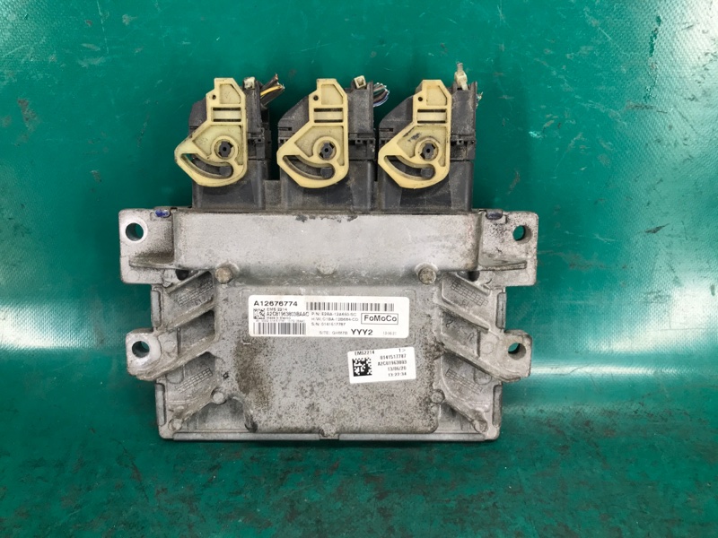 Запчасть блок управления двигателем FORD FIESTA 08-17 2013 Хэтчбек 1.6 XDEZ E2BZ-12A650-SC Б/У Блок управления двигателем FORD FIESTA 08-17 2013 Хэтчбек 1.6 XDEZ E2BZ-12A650-SC Б/У