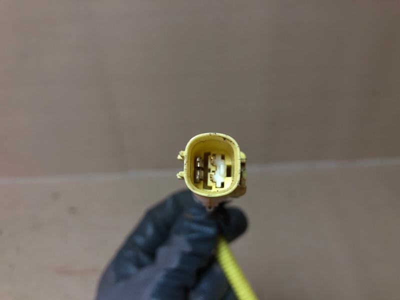 Подушка безопасности в сиденье передняя левая HYUNDAI SONATA YF 10-14 YF 2.4 G4KK