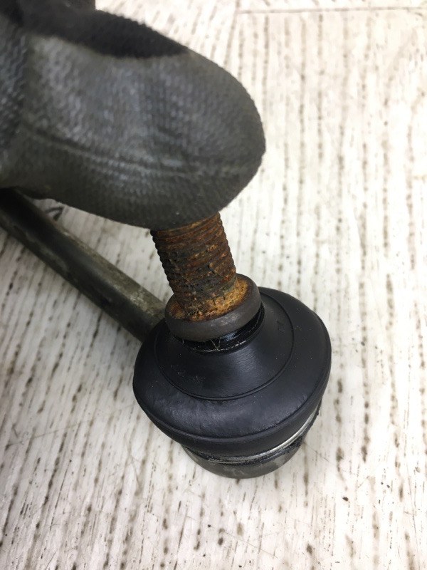 Стойка стабилизатора передняя TOYOTA CAMRY 55 14-17 ASV50 2.5 2ARFE