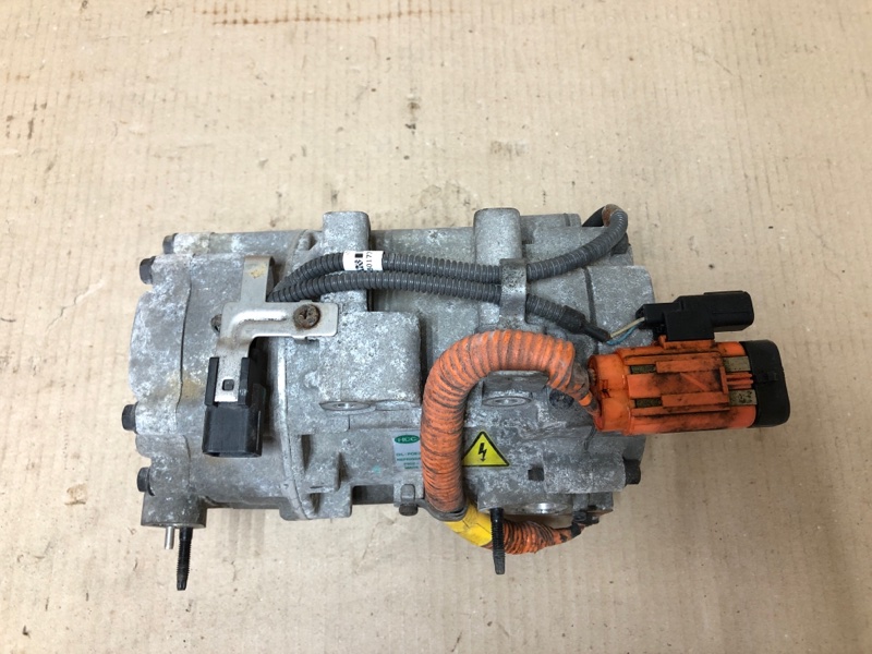 Компрессор кондиционера SONATA YF 10-14 2013 YF 2.4 G4KK