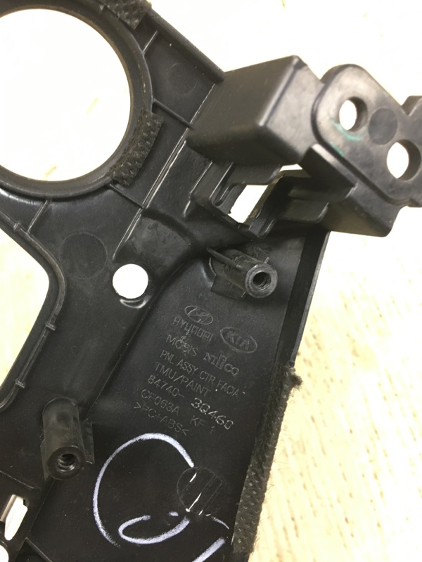 Накладка торпедо центр. SONATA YF 10-14 2013 YF 2.4 G4KJ Накладка торпедо центр. SONATA YF 10-14 2013 YF 2.4 G4KJ