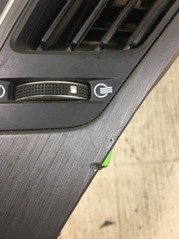 Накладка торпедо центр. SONATA YF 10-14 2013 YF 2.4 G4KJ Накладка торпедо центр. SONATA YF 10-14 2013 YF 2.4 G4KJ