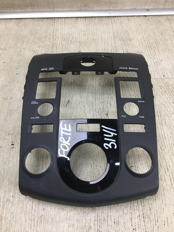 Накладка торпедо FORTE/CERATO TD 08-13 2009 TD 2.0 G4KD