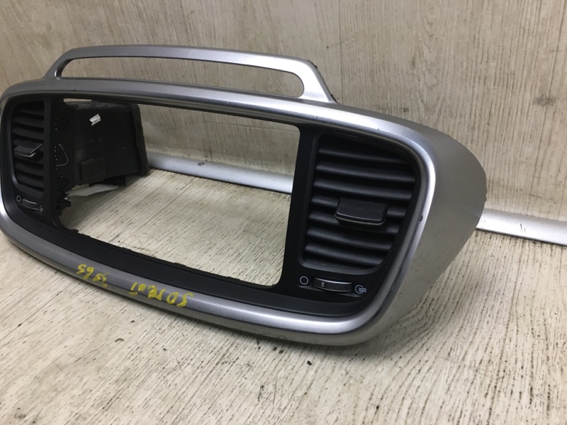 Накладка торпедо KIA SORENTO UM 14- UM 2.4 G4KJ