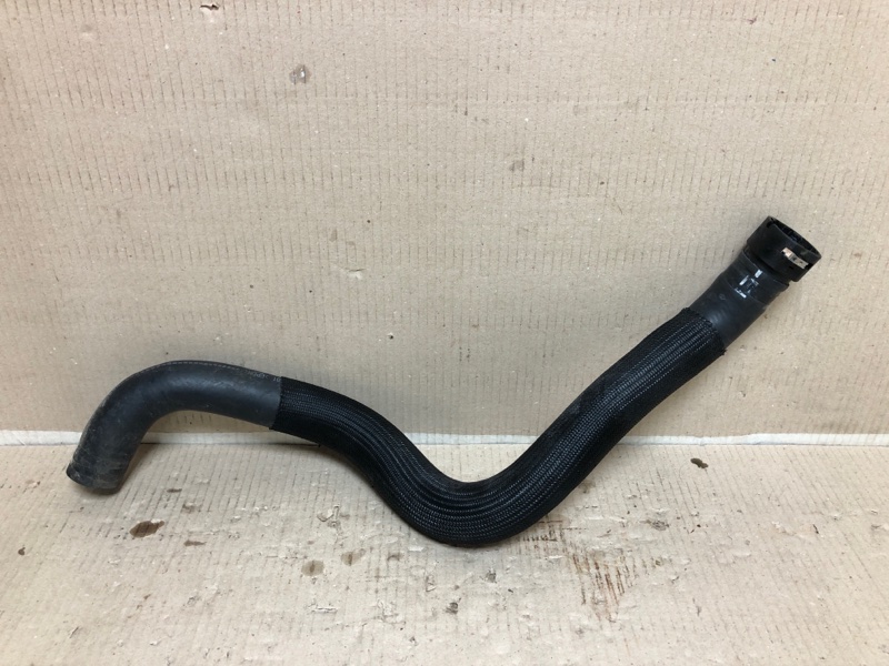 Патрубок системы охлаждения SONATA YF 10-14 2013 YF 2.4 G4KK Патрубок системы охлаждения SONATA YF 10-14 2013 YF 2.4 G4KK