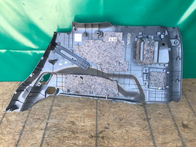 Обшивка багажника левая LAND CRUISER PRADO 150 09-17 2010 Внедорожник 3.0 1KDFTV