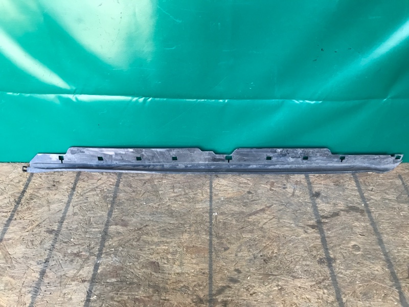 Подножка левая TOYOTA LAND CRUISER PRADO 150 09-17 2010 Внедорожник 3.0 1KDFTV 51779-60130 Б/У