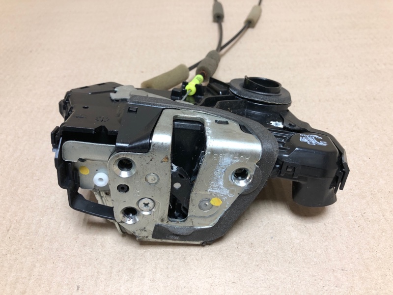 Запчасть замок двери передний правый TOYOTA CAMRY 40 06-11 2008 ACV40 2.4 2AZFE 69030-06200 Б/У Замок двери передний правый TOYOTA CAMRY 40 06-11 2008 ACV40 2.4 2AZFE 69030-06200 Б/У
