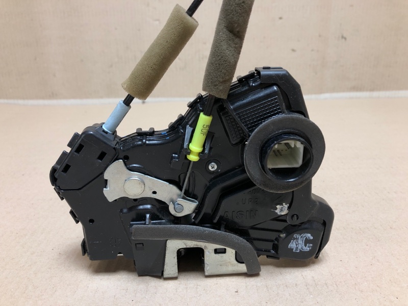 Замок двери передний правый CAMRY 40 06-11 2008 ACV40 2.4 2AZFE Замок двери передний правый CAMRY 40 06-11 2008 ACV40 2.4 2AZFE