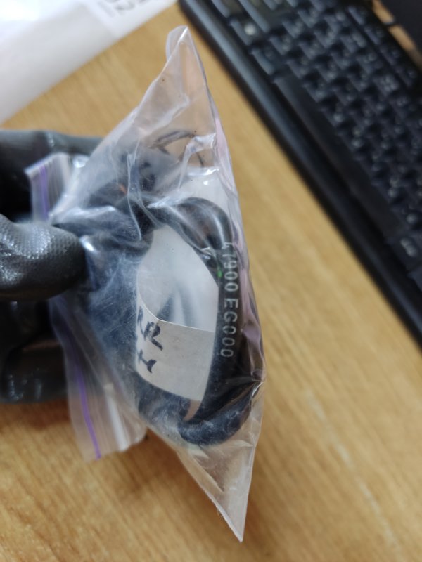 Датчик ABS задний левый INFINITI M35/M45 04-10