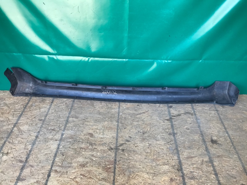 Накладка порога наружная правая GRAND CHEROKEE 11-22 2013 Внедорожник 5.7 Накладка порога наружная правая GRAND CHEROKEE 11-22 2013 Внедорожник 5.7