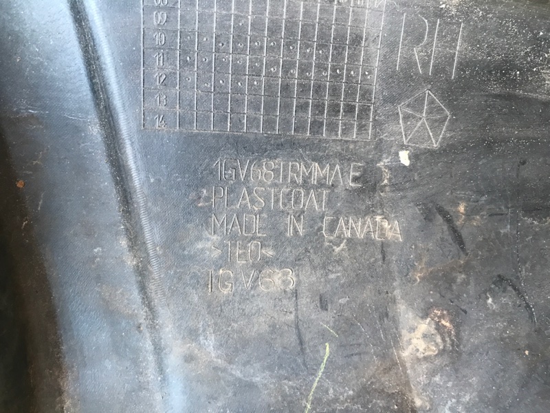 Накладка порога наружная правая GRAND CHEROKEE 11-22 2013 Внедорожник 5.7 Накладка порога наружная правая GRAND CHEROKEE 11-22 2013 Внедорожник 5.7