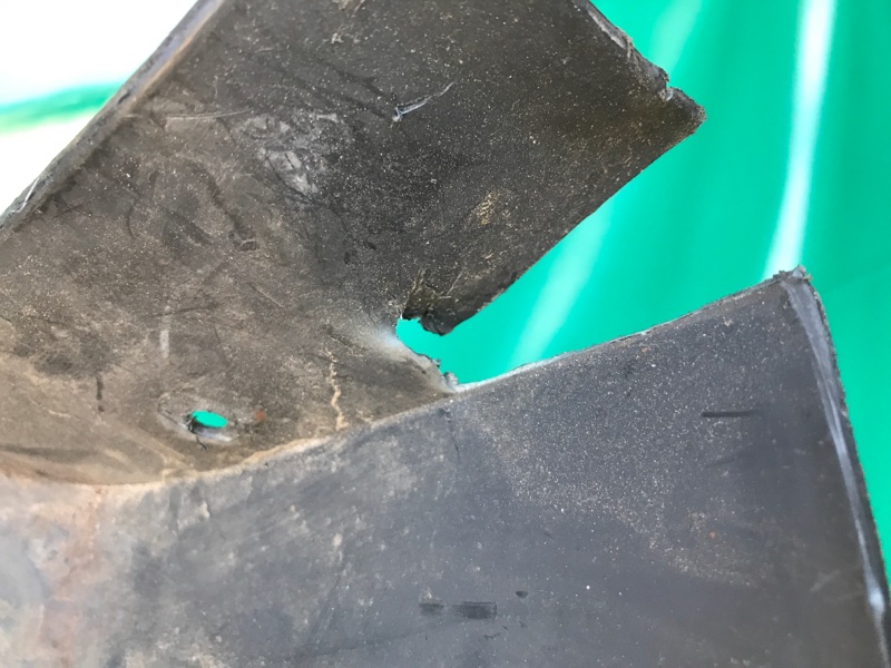 Накладка порога наружная правая GRAND CHEROKEE 11-22 2013 Внедорожник 5.7 Накладка порога наружная правая GRAND CHEROKEE 11-22 2013 Внедорожник 5.7