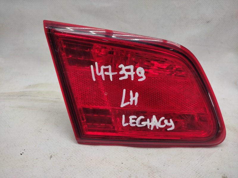 Фонарь внутренний задний левый SUBARU LEGACY 09-15 BM Б/У