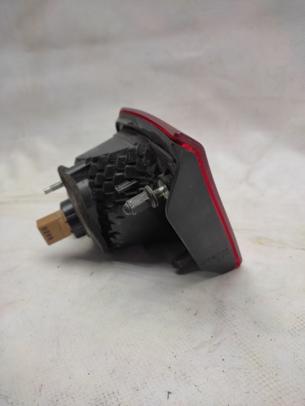 Фонарь внутренний задний левый SUBARU LEGACY 09-15 BM