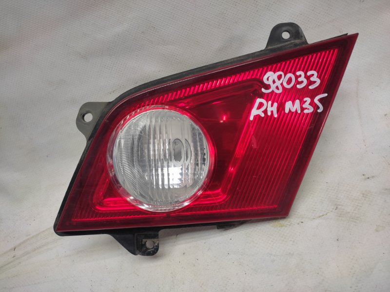 Фонарь внутренний задний правый INFINITI M35/M45 04-10 Б/У