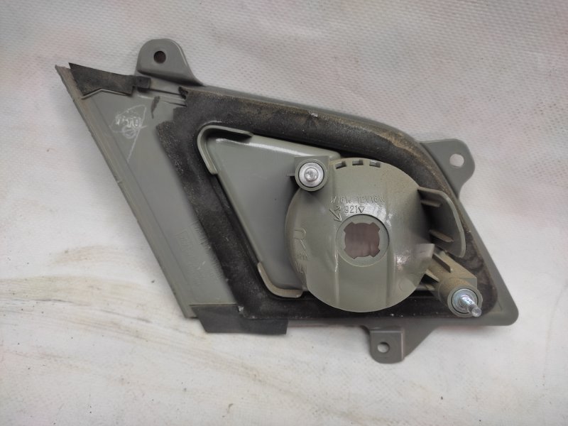 Фонарь внутренний задний правый M35/M45 04-10