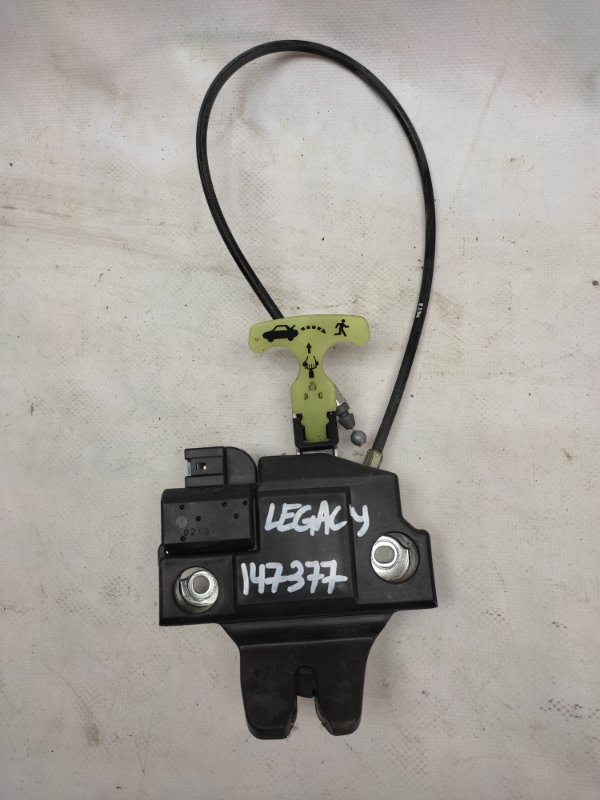 Замок крышки багажника SUBARU LEGACY 09-15 BM Б/У