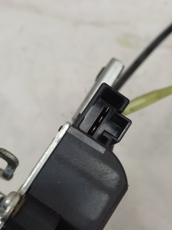 Замок крышки багажника SUBARU LEGACY 09-15 BM