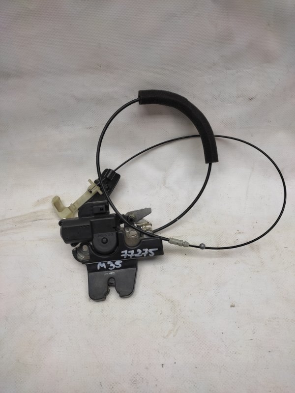 Замок крышки багажника INFINITI M35/M45 04-10 84631-EH100 Б/У
