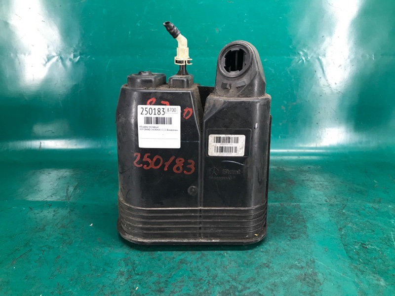 Запчасть абсорбер топливный JEEP GRAND CHEROKEE 11-22 2013 Внедорожник 5.7 4593884AG Б/У Абсорбер топливный JEEP GRAND CHEROKEE 11-22 2013 Внедорожник 5.7 4593884AG Б/У