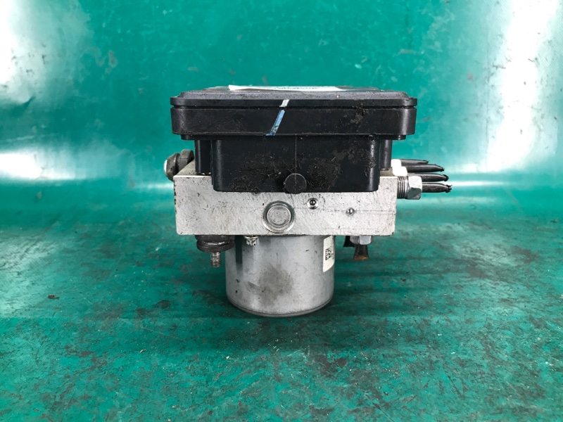 Блок ABS CHEROKEE 14- 2017 Внедорожник 2.4 Блок ABS CHEROKEE 14- 2017 Внедорожник 2.4