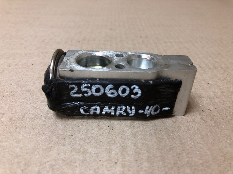 Клапан кондиционера TOYOTA CAMRY 40 06-11 2008 ACV40 2.4 2AZFE 88515-07030 Б/У