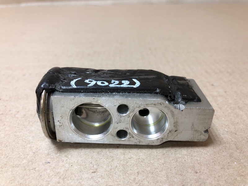 Клапан кондиционера CAMRY 40 06-11 2008 ACV40 2.4 2AZFE