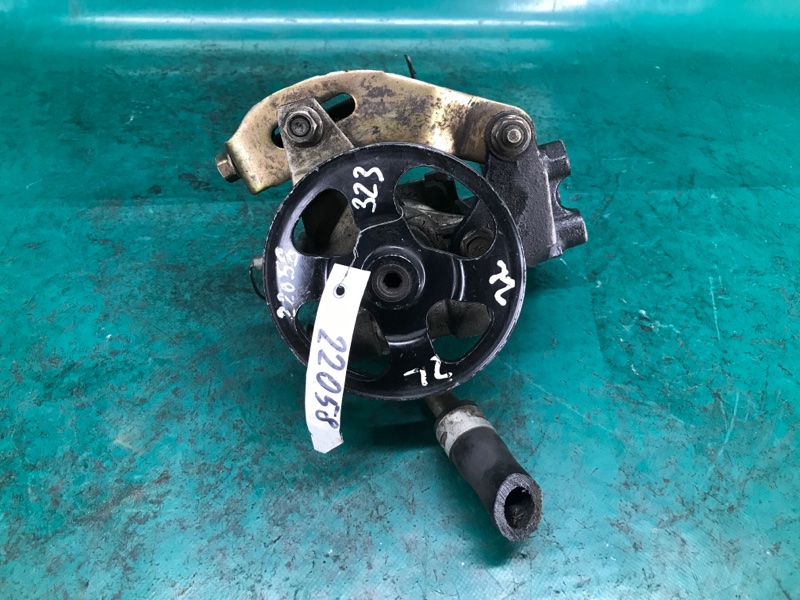 Насос ГУР MAZDA 323 BJ 98-2003 Б/У