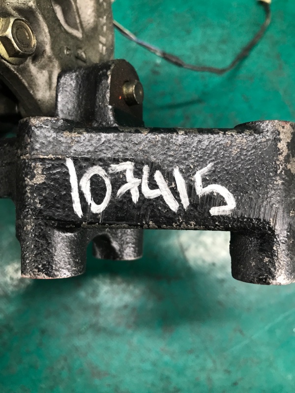 Насос ГУР 323 BJ 98-2003