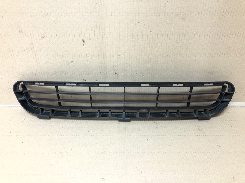 Решетка переднего бампера TOYOTA CAMRY 40 06-11 2008 ACV40 2.4 2AZFE 53112-06010 Б/У
